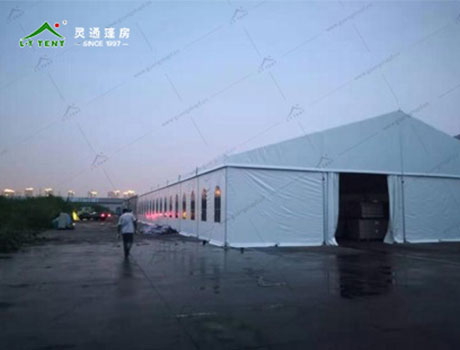靈通篷房為新北區(qū)某上市公司提供臨時(shí)倉(cāng)儲(chǔ)解決方案